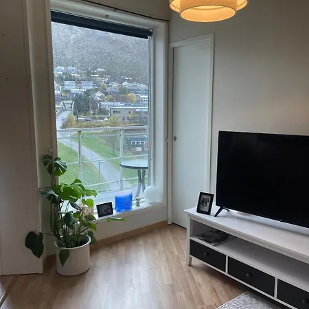 Cozy On Tomasjordnes *